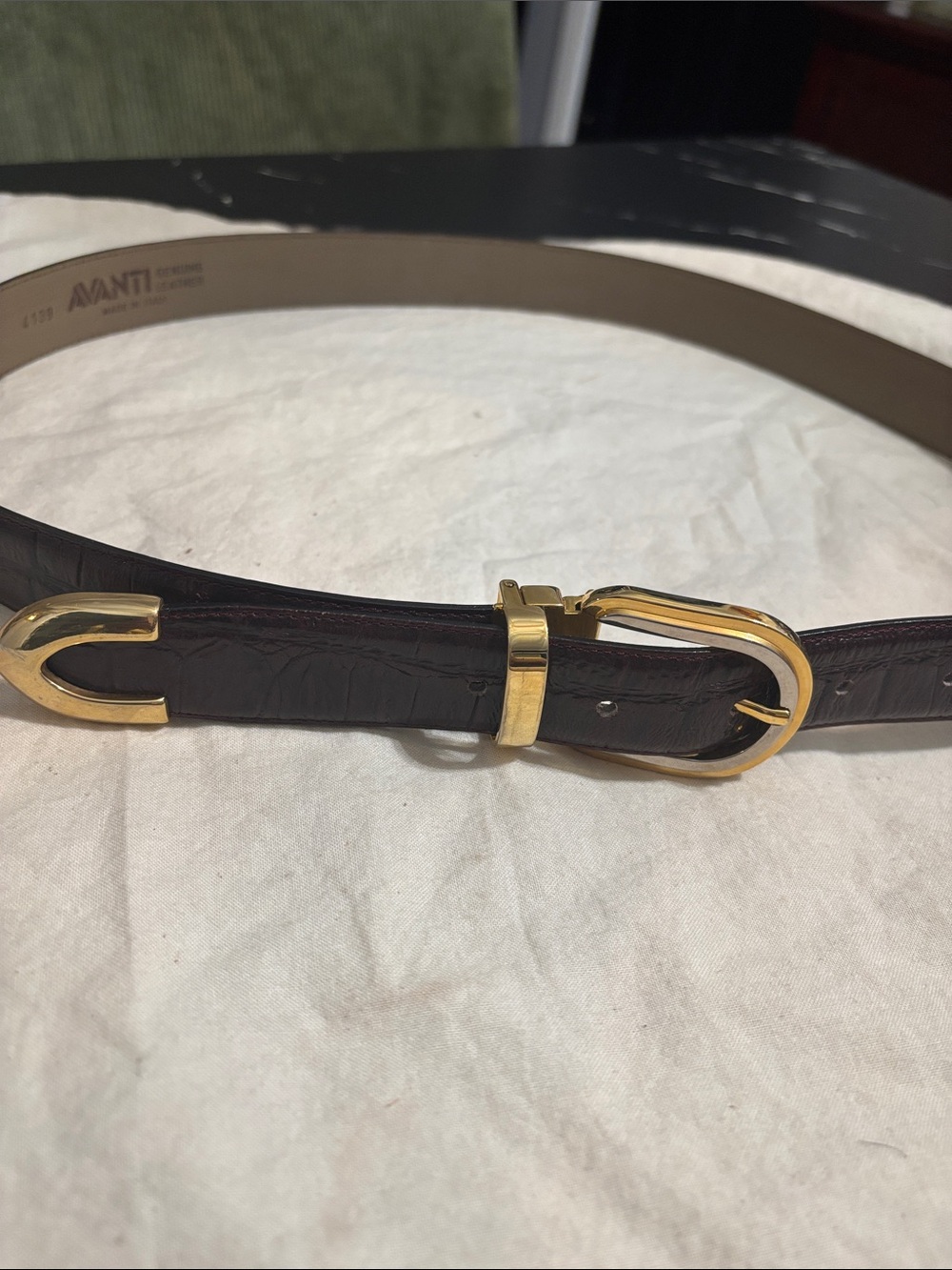 Avanti Dark Brown Croc-Embossed Belt with Gold Buckle deep Burgundy length 44”